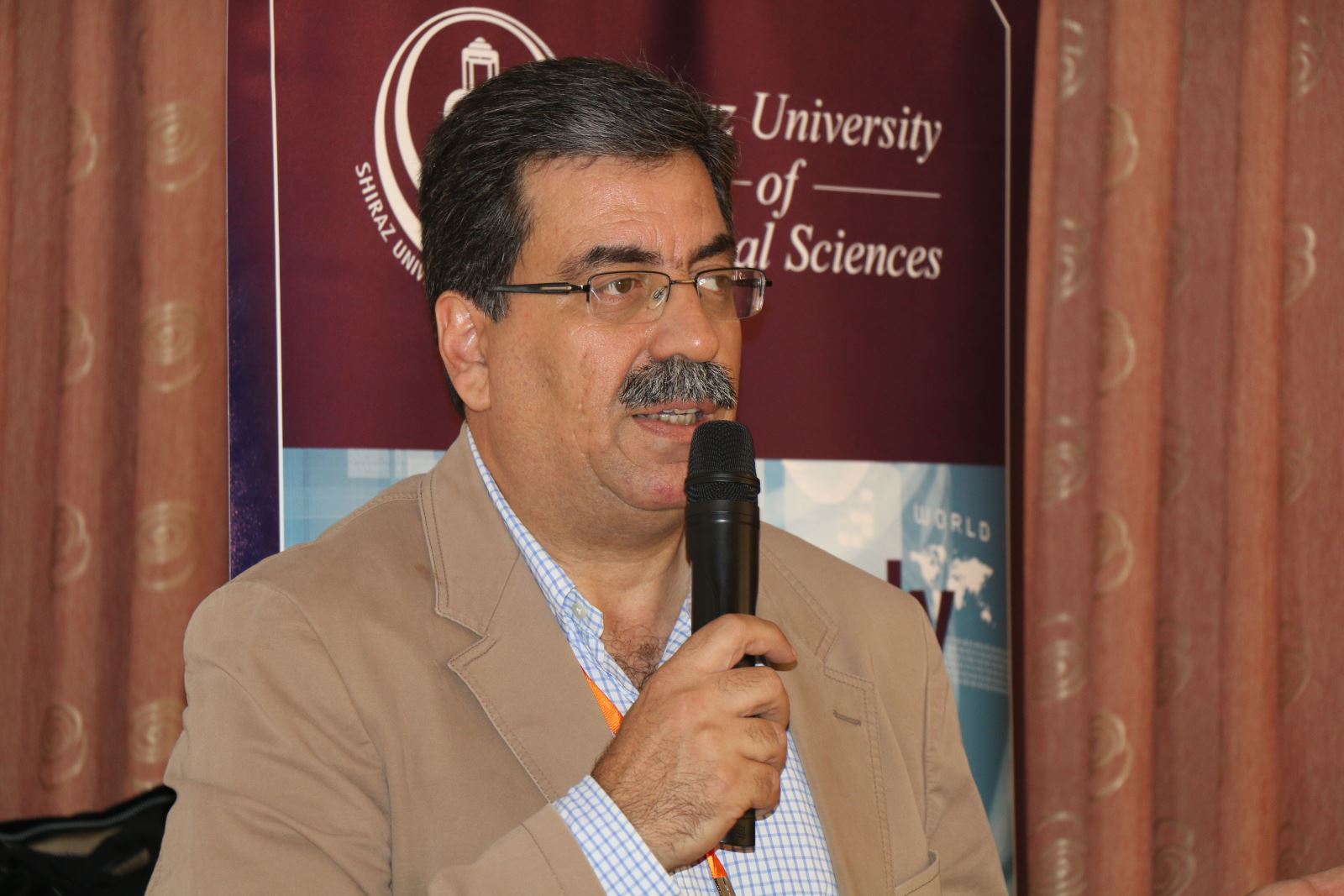 Dr. Farhad Handjani